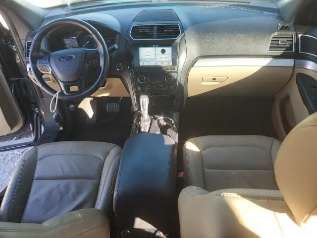 2017 FORD EXPLORER XLT  