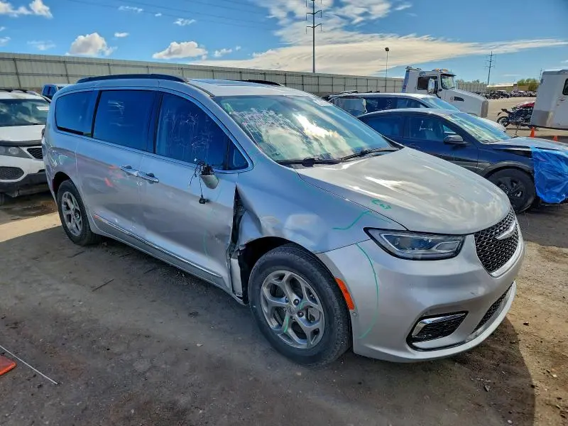 2022 CHRYSLER PACIFICA LIMITED  