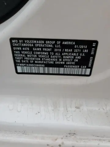 2013 VOLKSWAGEN PASSAT SE  