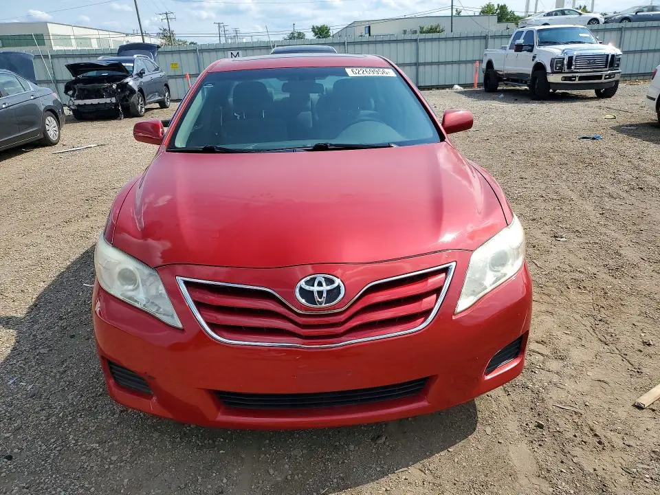 2010 TOYOTA CAMRY LE  