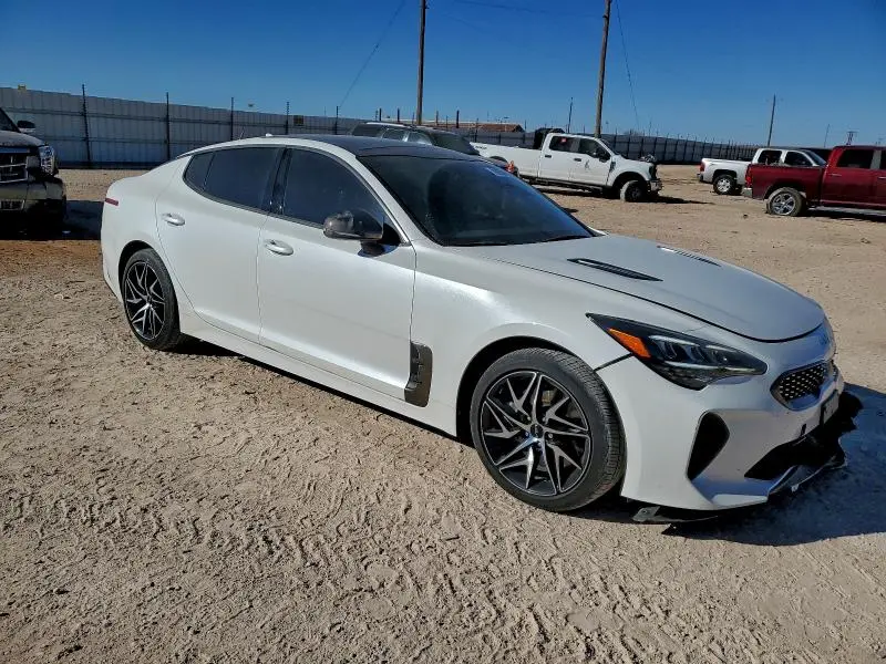 2023 KIA STINGER GT LINE  