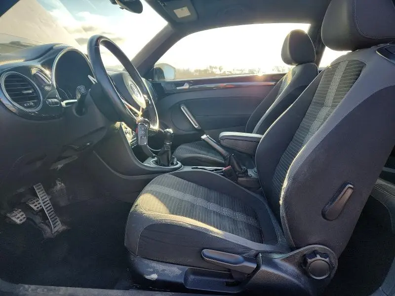2013 VOLKSWAGEN BEETLE TURBO  