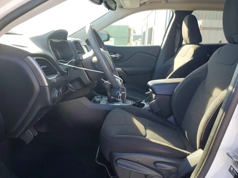 2021 JEEP CHEROKEE LATITUDE  