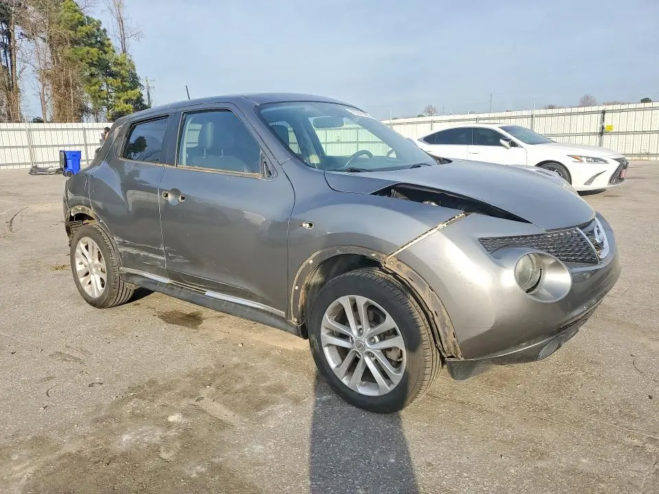 2012 NISSAN JUKE S  