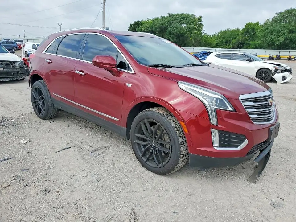 2017 CADILLAC XT5 LUXURY  