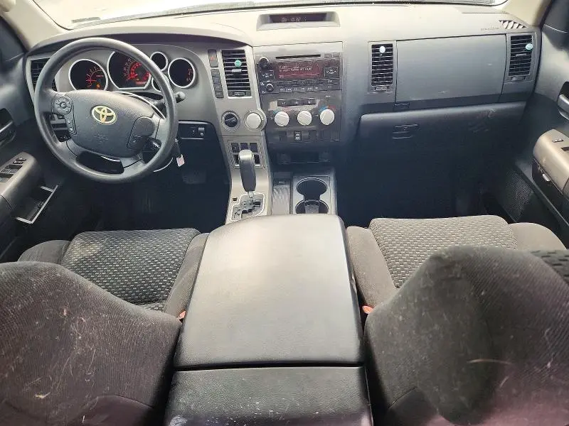 2011 TOYOTA TUNDRA CREWMAX SR5  