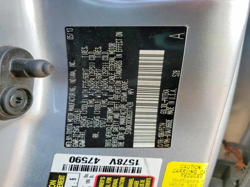 2013 TOYOTA SIENNA LE  