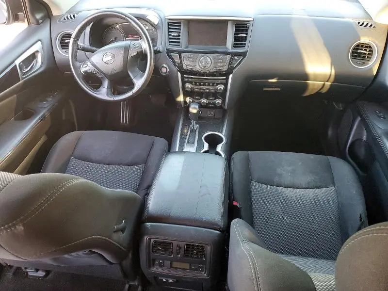 2020 NISSAN PATHFINDER SV  