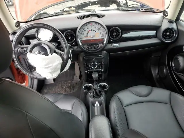 2012 MINI COOPER 