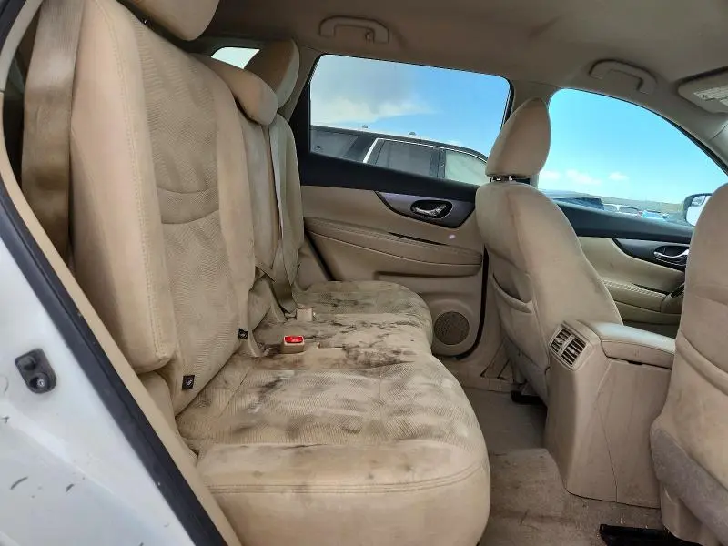 2015 NISSAN ROGUE SV  