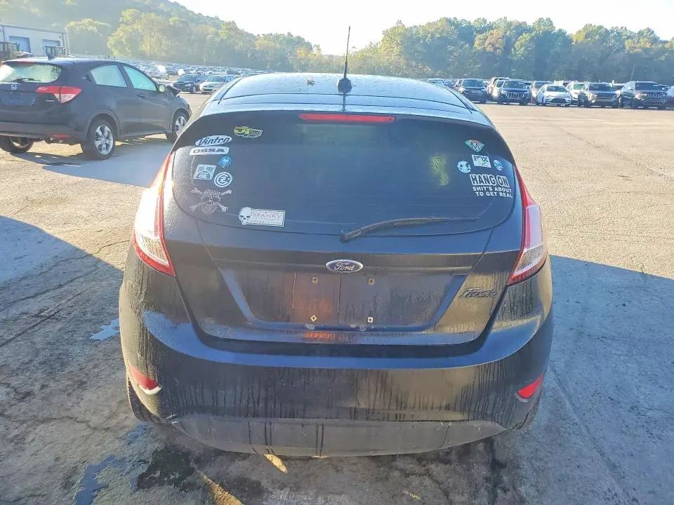 2015 FORD FIESTA SE  