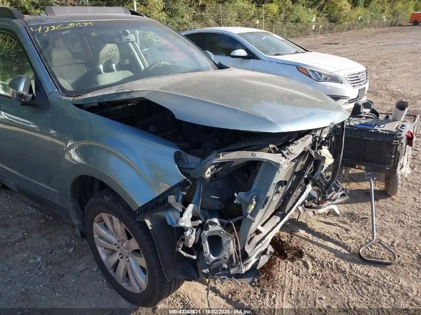 2013 SUBARU FORESTER 2.5X PREMIUM