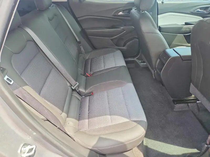 2025 CHEVROLET TRAX 1LT  
