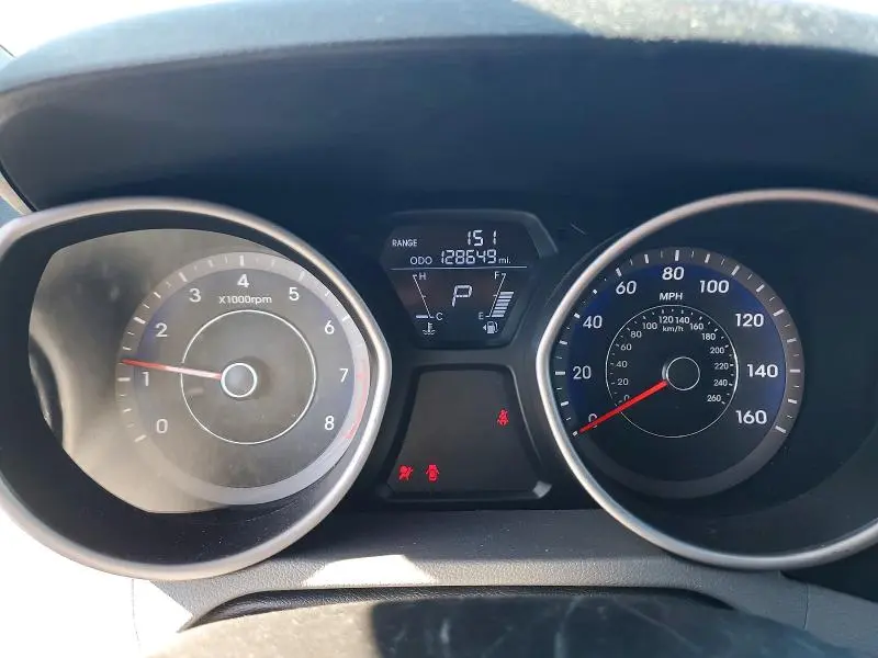 2013 HYUNDAI ELANTRA GLS  