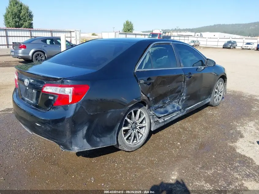 2012 TOYOTA CAMRY SE