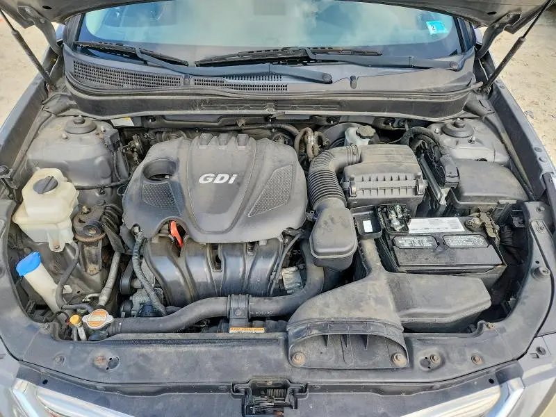 2012 HYUNDAI SONATA SE  