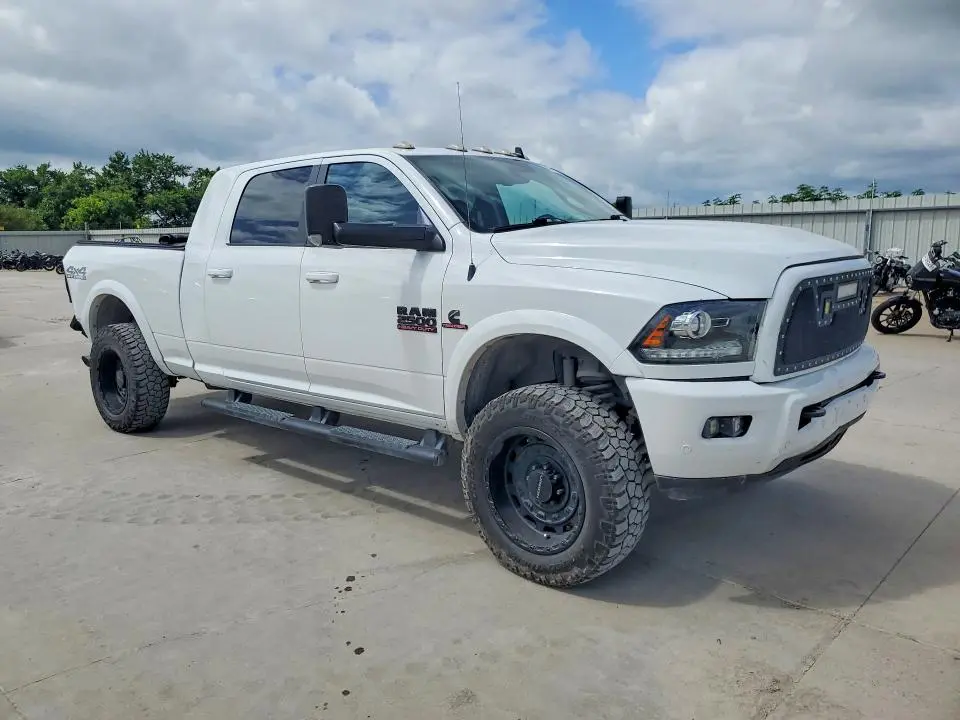 2017 RAM 2500 LARAMIE  