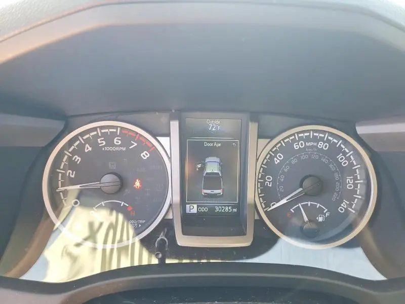 2023 TOYOTA TACOMA SR5 V6  