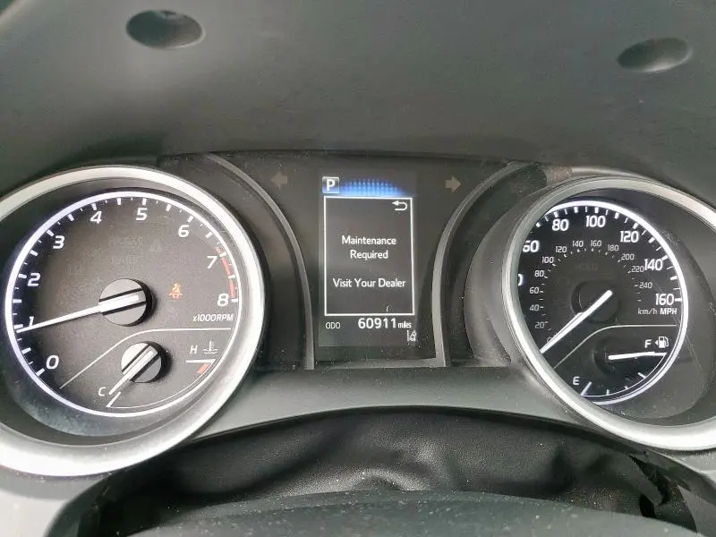 2021 TOYOTA CAMRY LE  