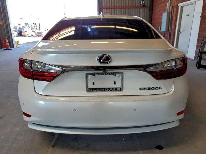 2016 LEXUS ES 300H   