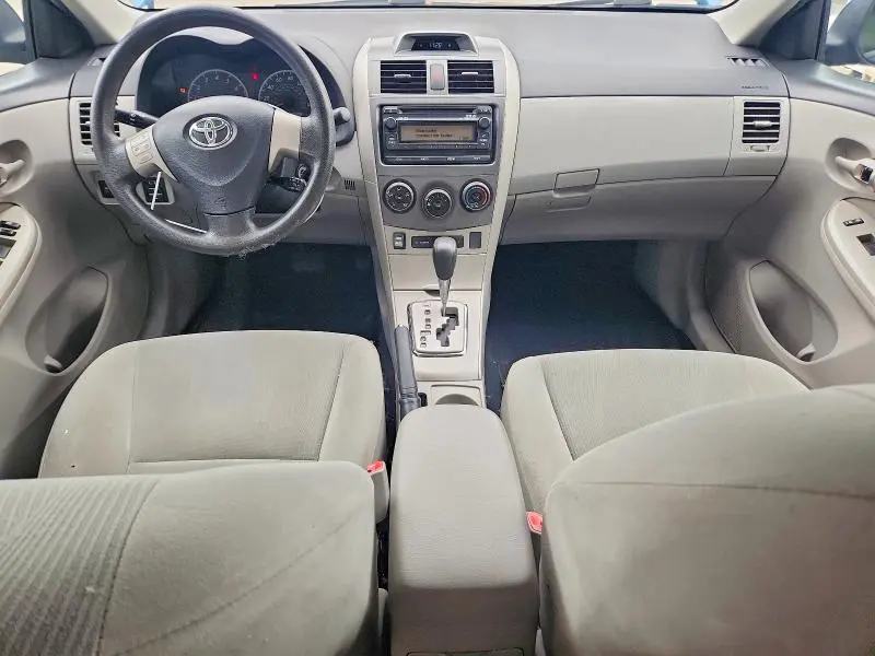 2012 TOYOTA COROLLA LE  