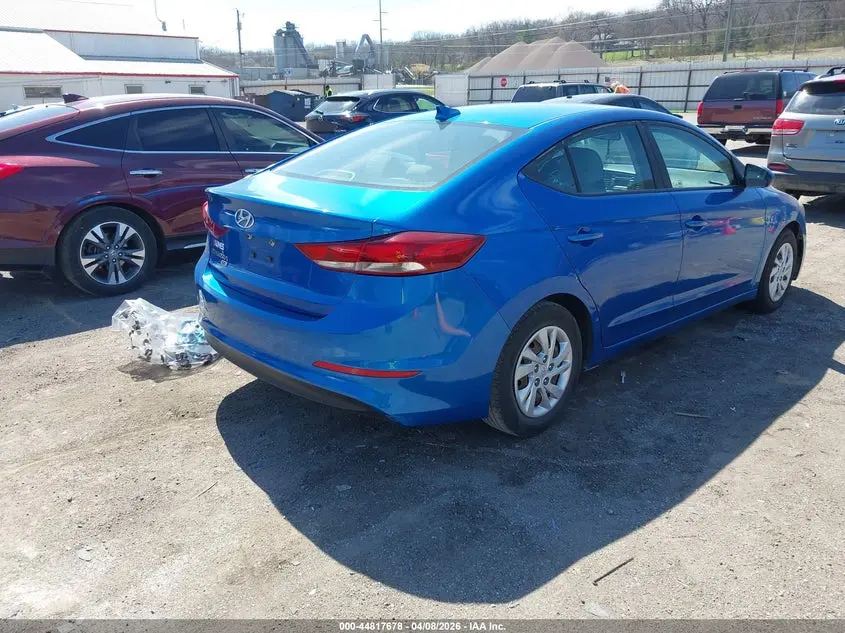 2017 HYUNDAI ELANTRA SE