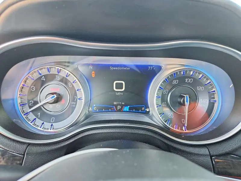 2019 CHRYSLER 300 LIMITED  