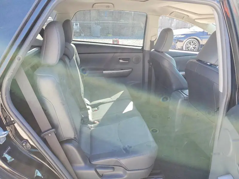 2012 TOYOTA PRIUS V FIVE  