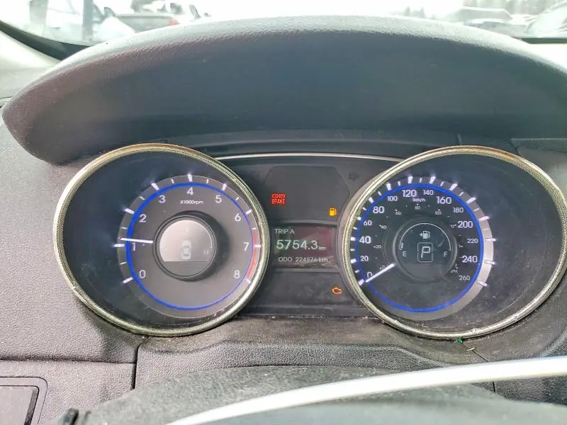 2013 HYUNDAI SONATA SE  
