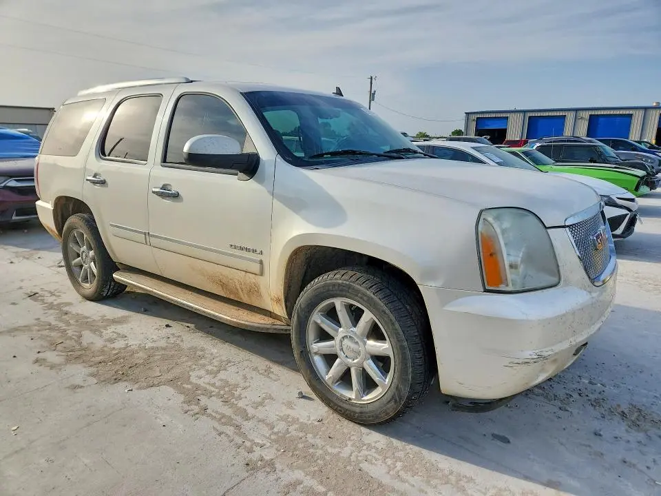 2012 GMC YUKON DENALI  