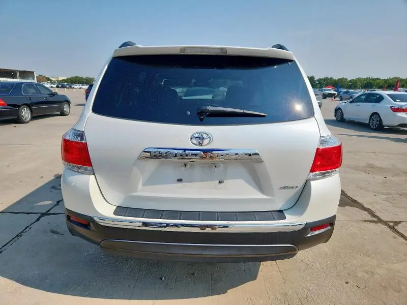 2012 TOYOTA HIGHLANDER BASE  