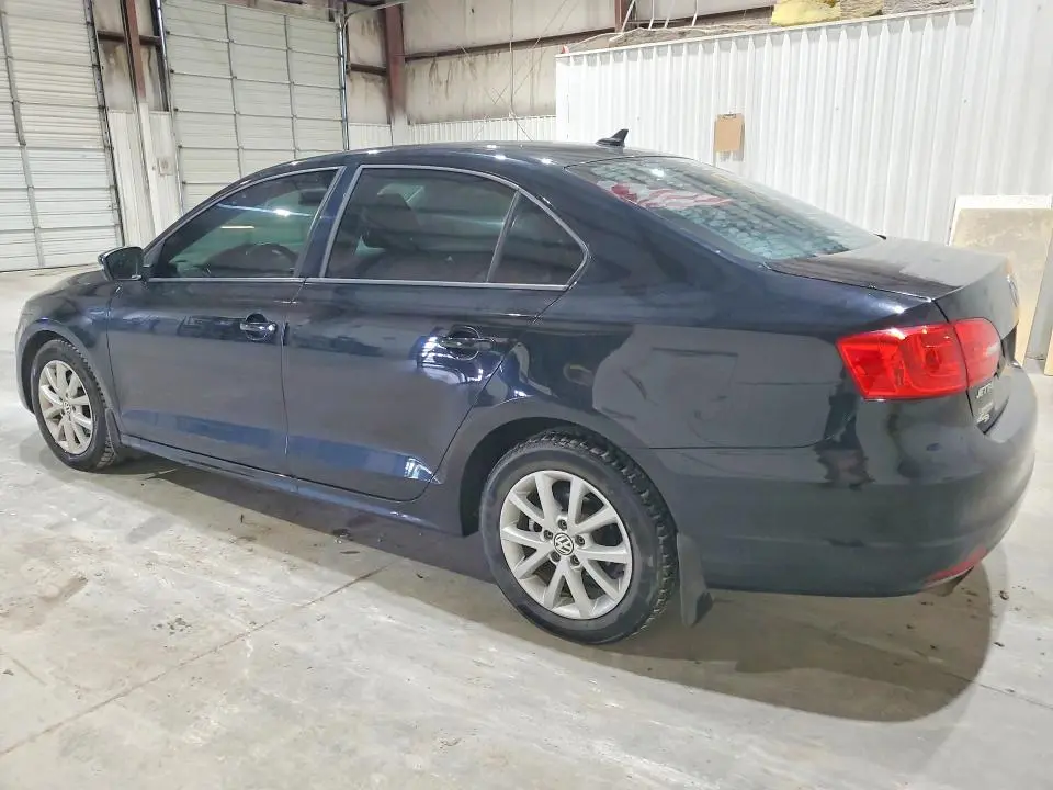 2012 VOLKSWAGEN JETTA SE  