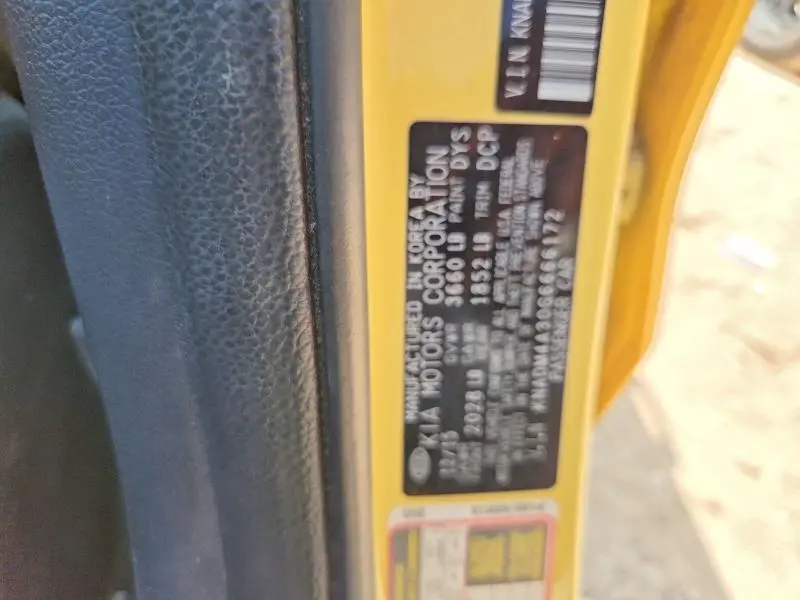 2016 KIA RIO LX  