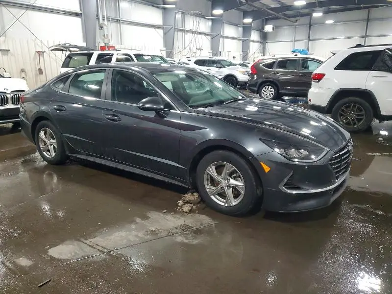 2022 HYUNDAI SONATA SE  