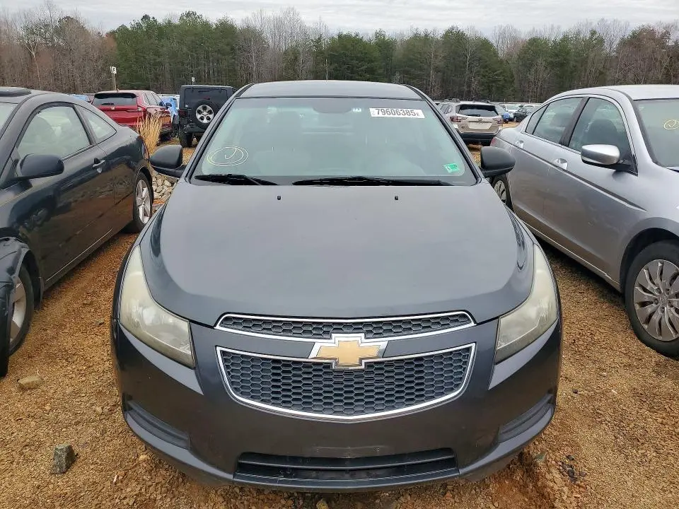 2013 CHEV CRUZE LS   