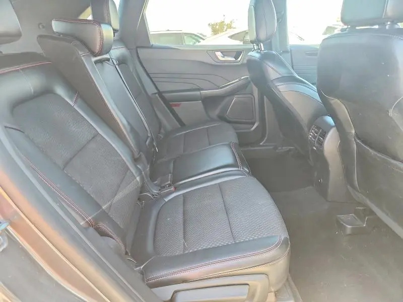 2023 FORD ESCAPE ST LINE  