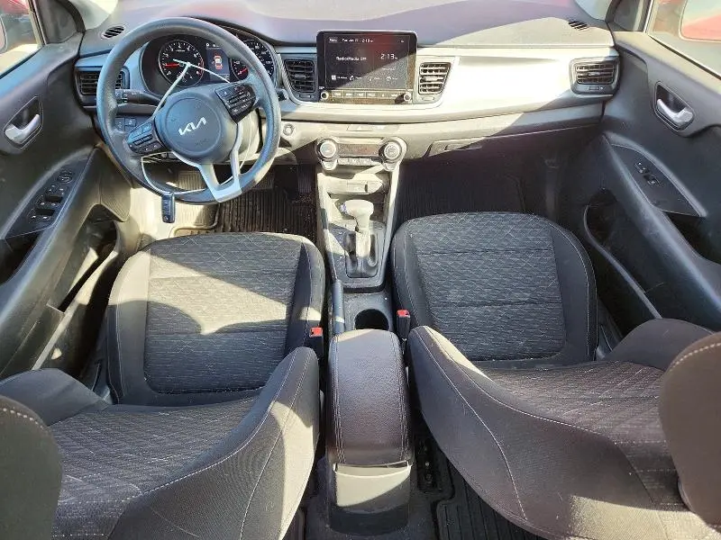 2022 KIA RIO LX  