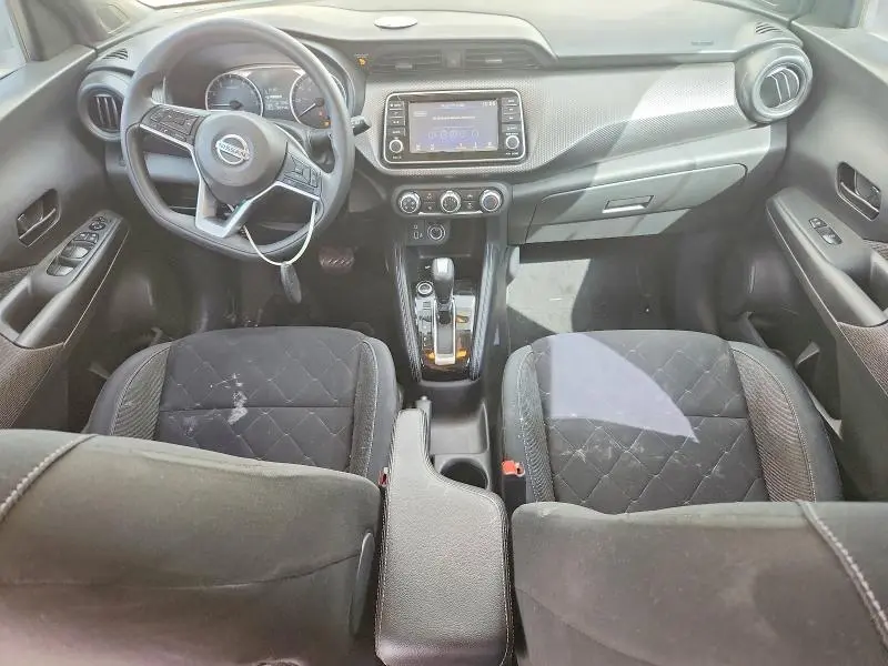 2019 NISSAN KICKS S  