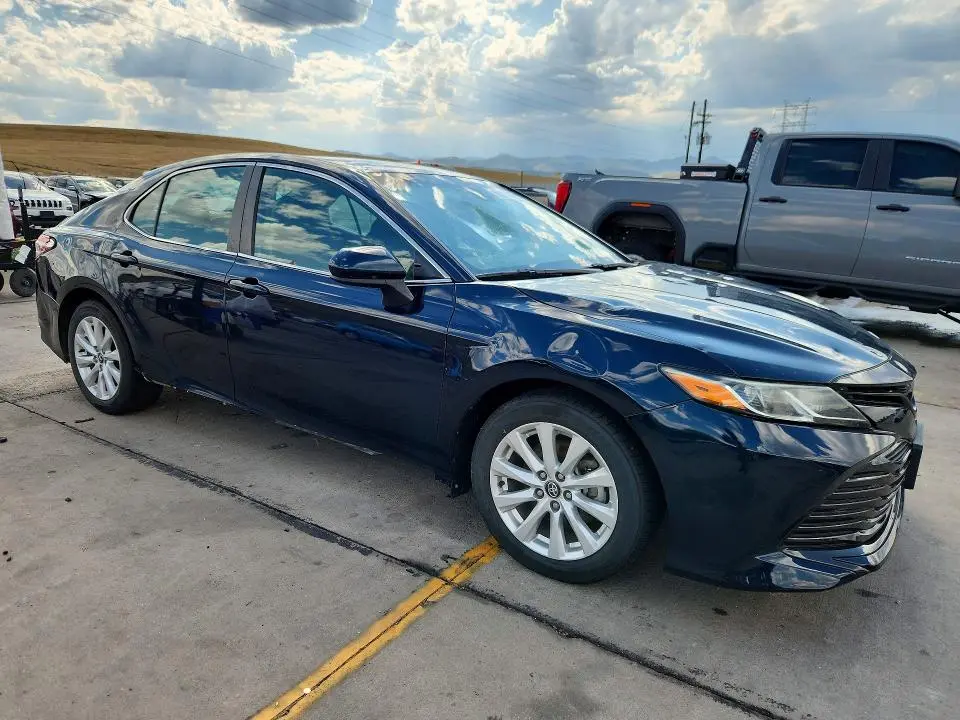 2020 TOYOTA CAMRY LE  