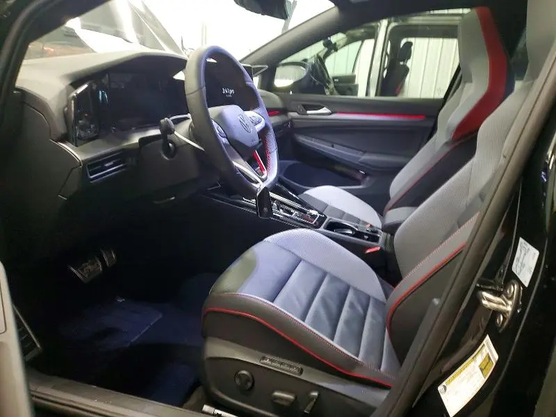 2025 VOLKSWAGEN GTI SE  