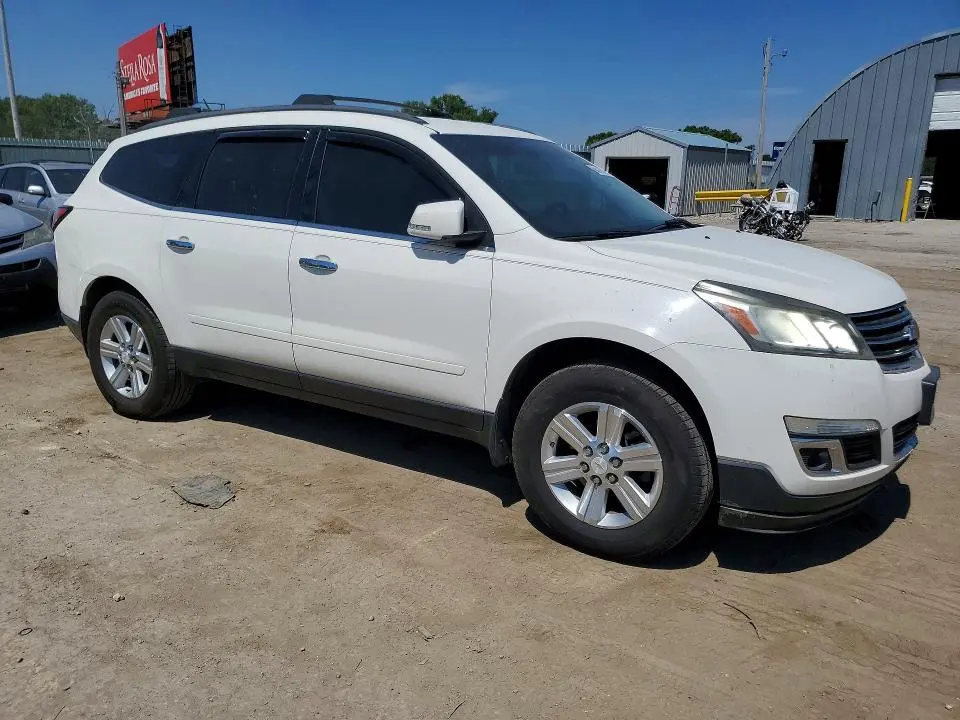 2013 CHEVROLET TRAVERSE LT  
