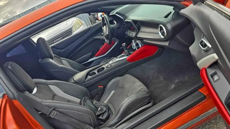 2023 CHEVROLET CAMARO LT1  