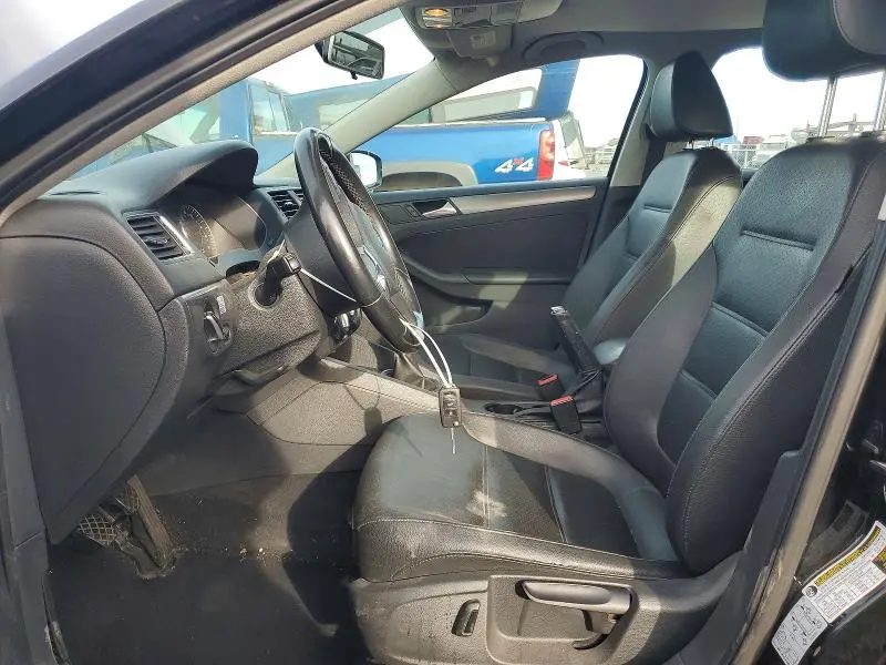 2013 VOLKSWAGEN JETTA TDI  