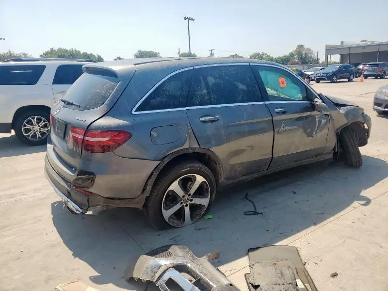 2019 MERCEDES-BENZ GLC 350E  