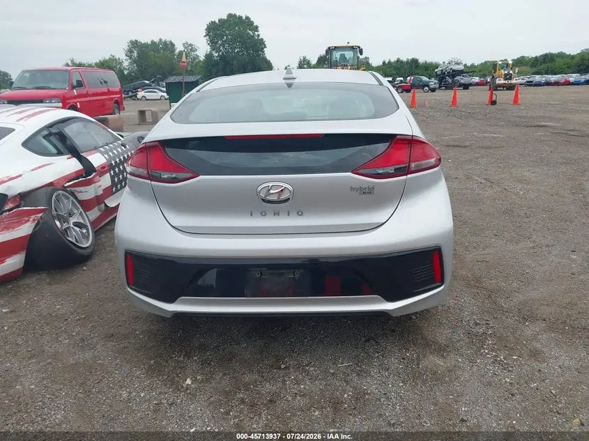 2018 HYUNDAI IONIQ HYBRID BLUE