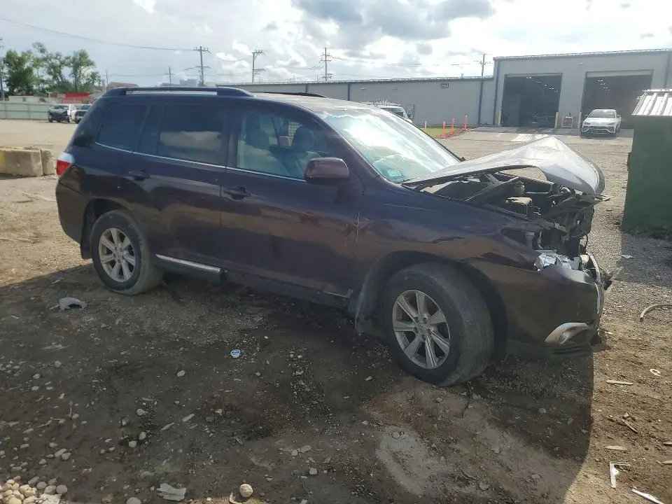2011 TOYOTA HIGHLANDER BASE  