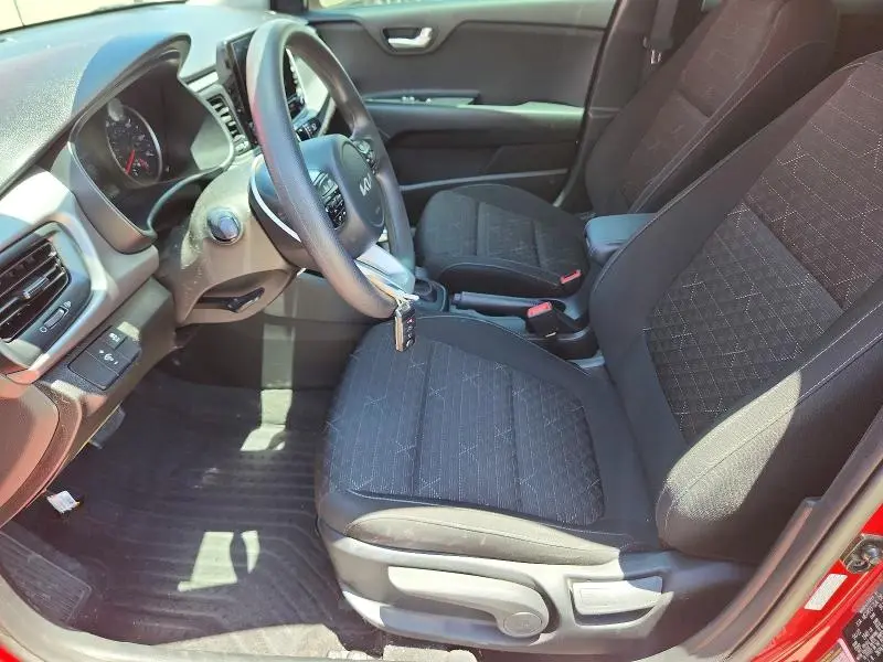 2022 KIA RIO S  