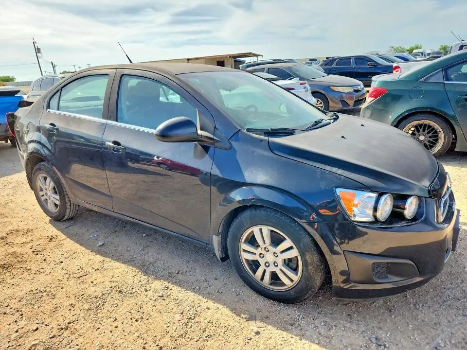 2014 CHEVROLET SONIC LT  
