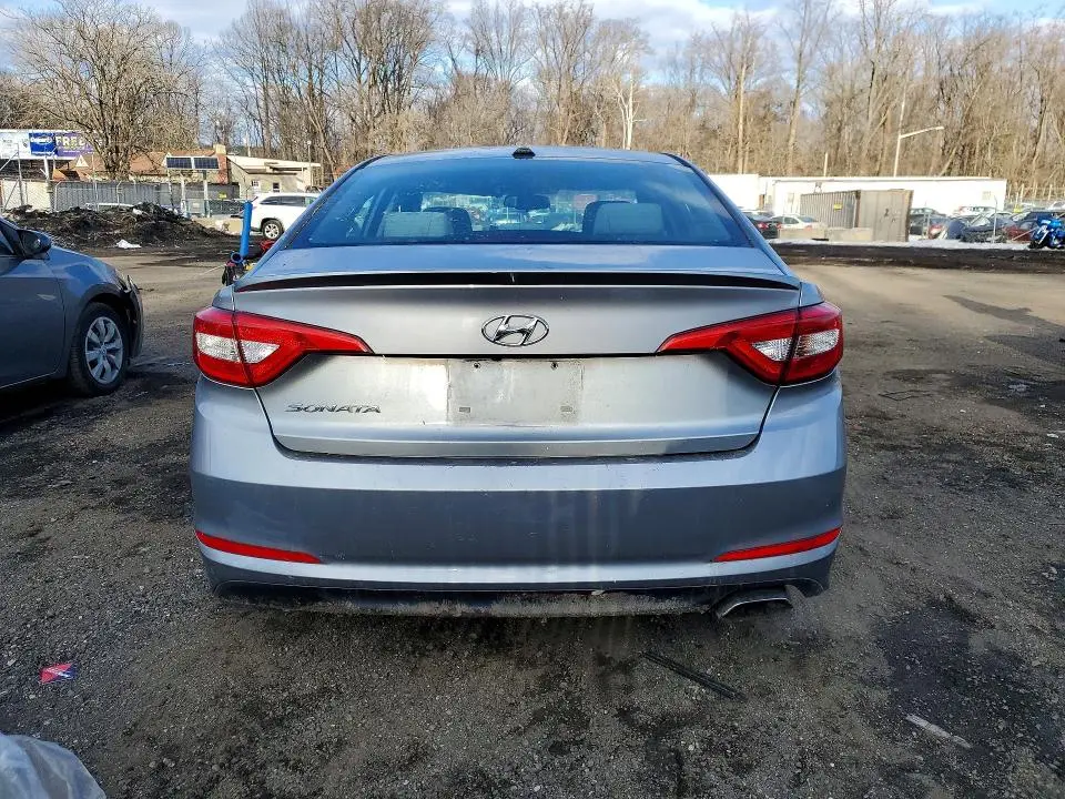 2016 HYUNDAI SONATA SE  