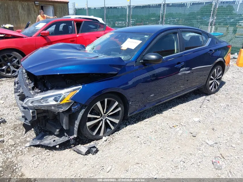 2022 NISSAN ALTIMA SR FWD